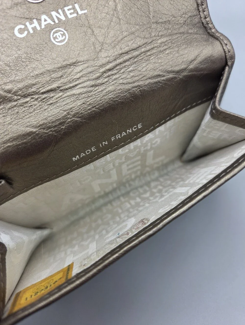 CHANEL description elegant